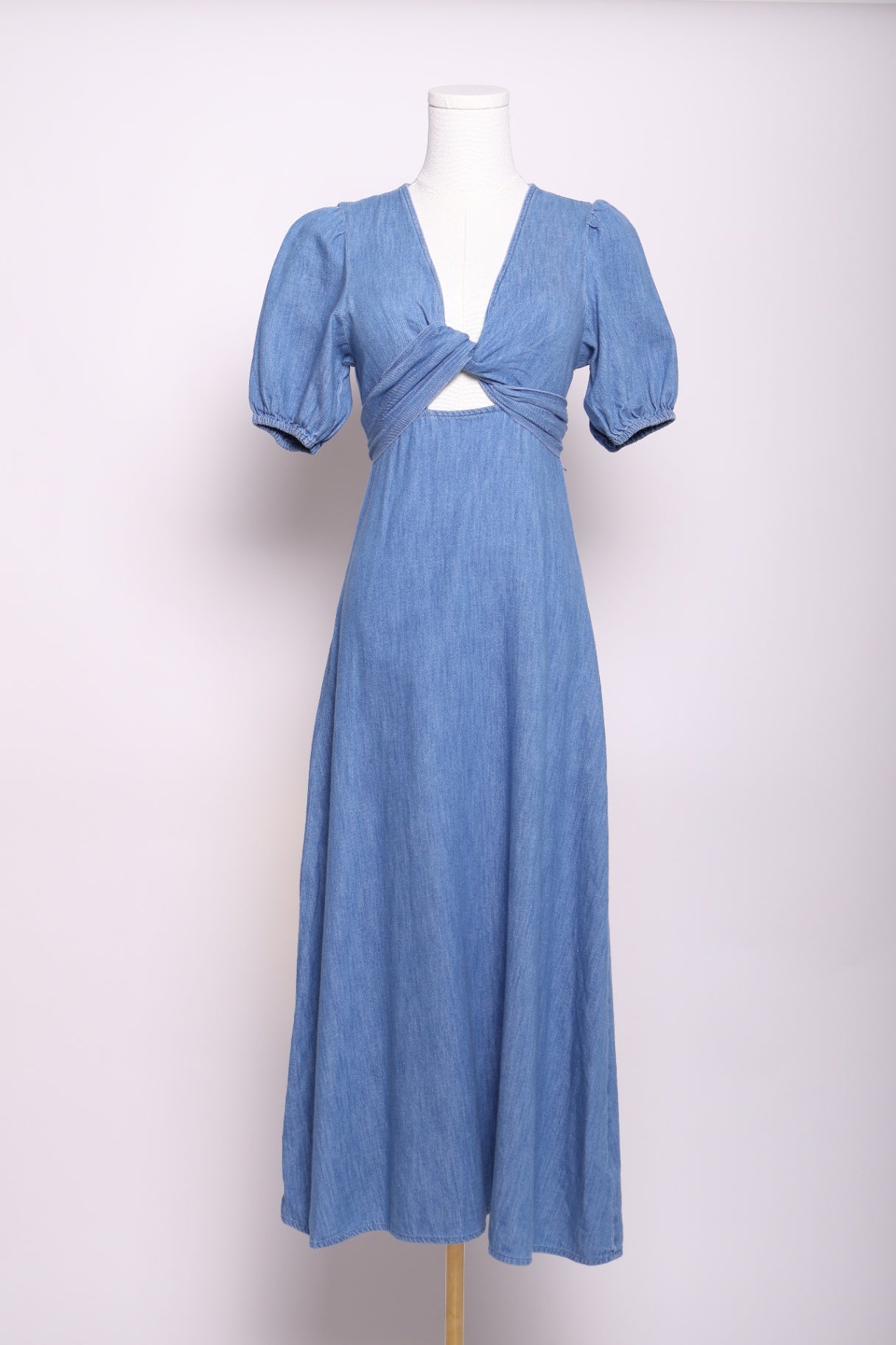 Robe longue manches bouffantes