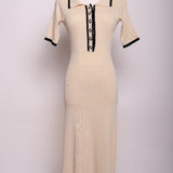 Robe midi ajustée