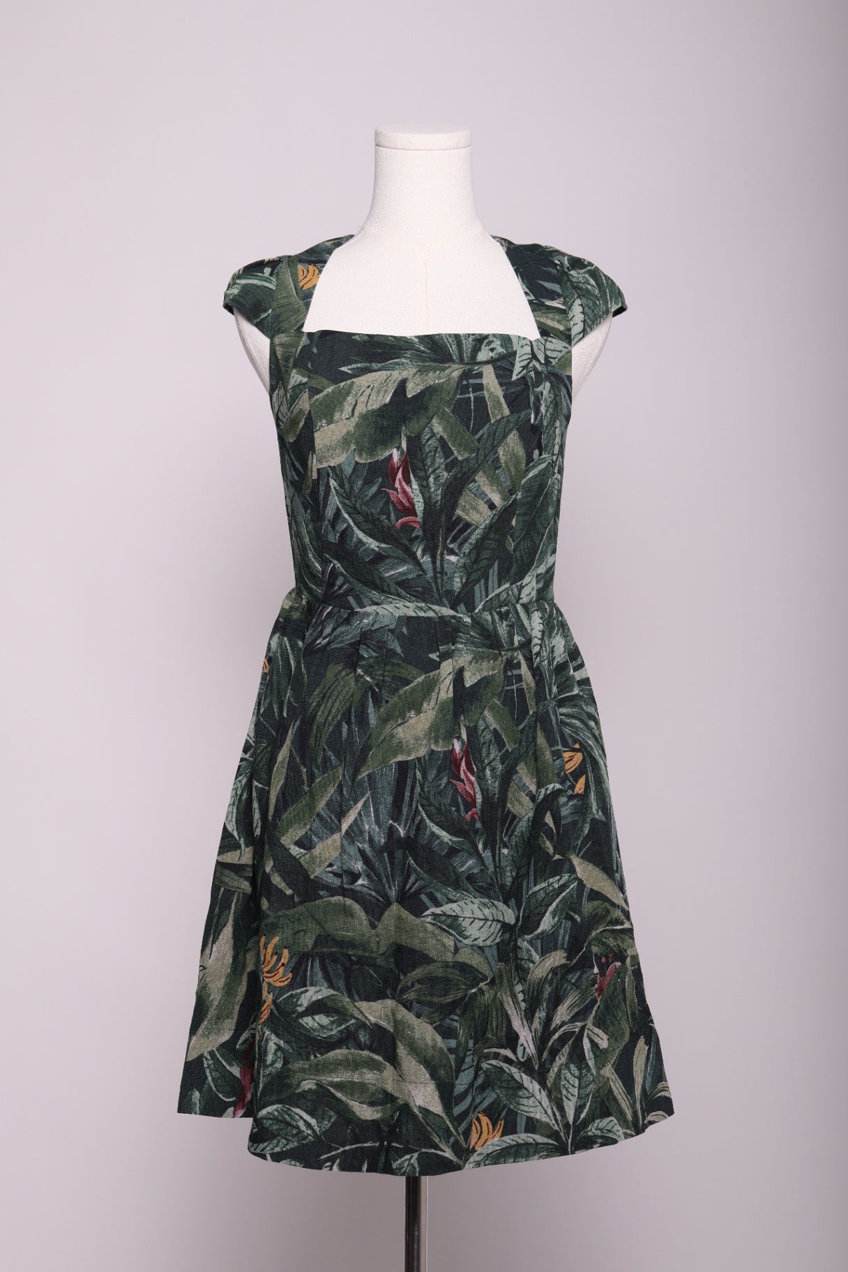Robe courte avec dos nid d'abeille