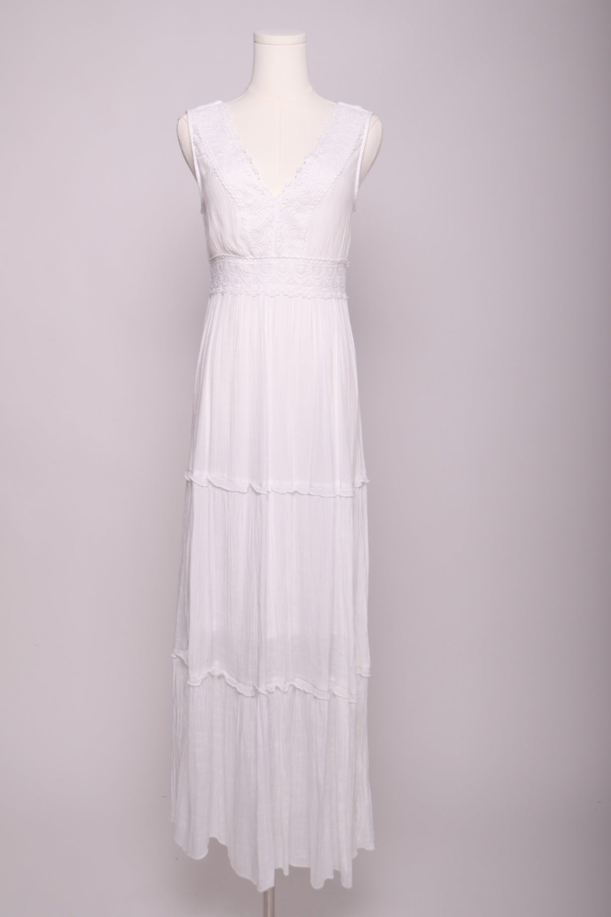 Robe longue fluide sans manches