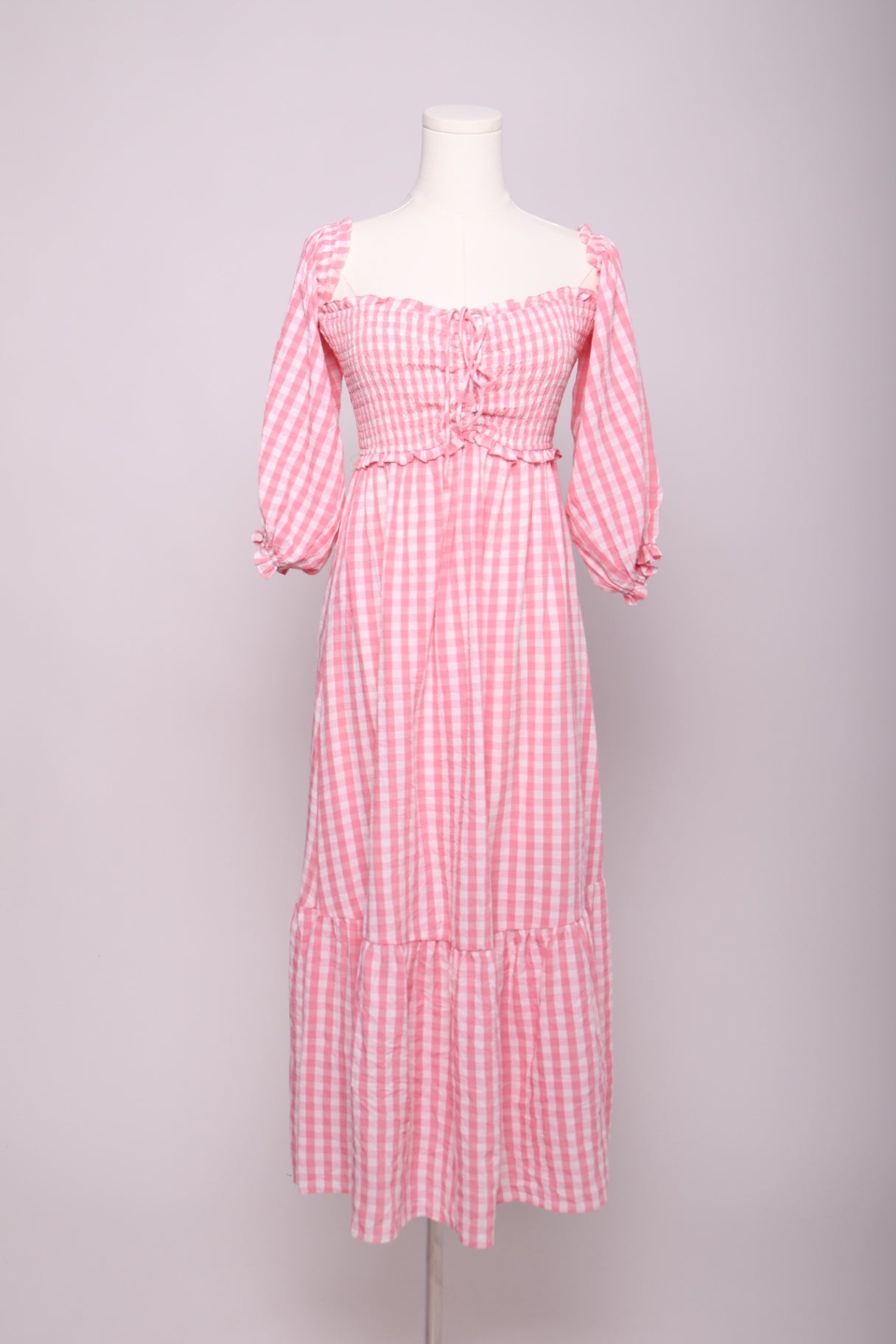 Robe fluide à manches bouffantes