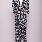 Robe longue froncée avec fente avant