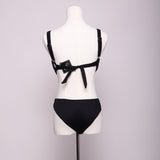 Bikini haut à armatures et bas échancré