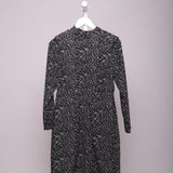 Robe courte avec épaulettes