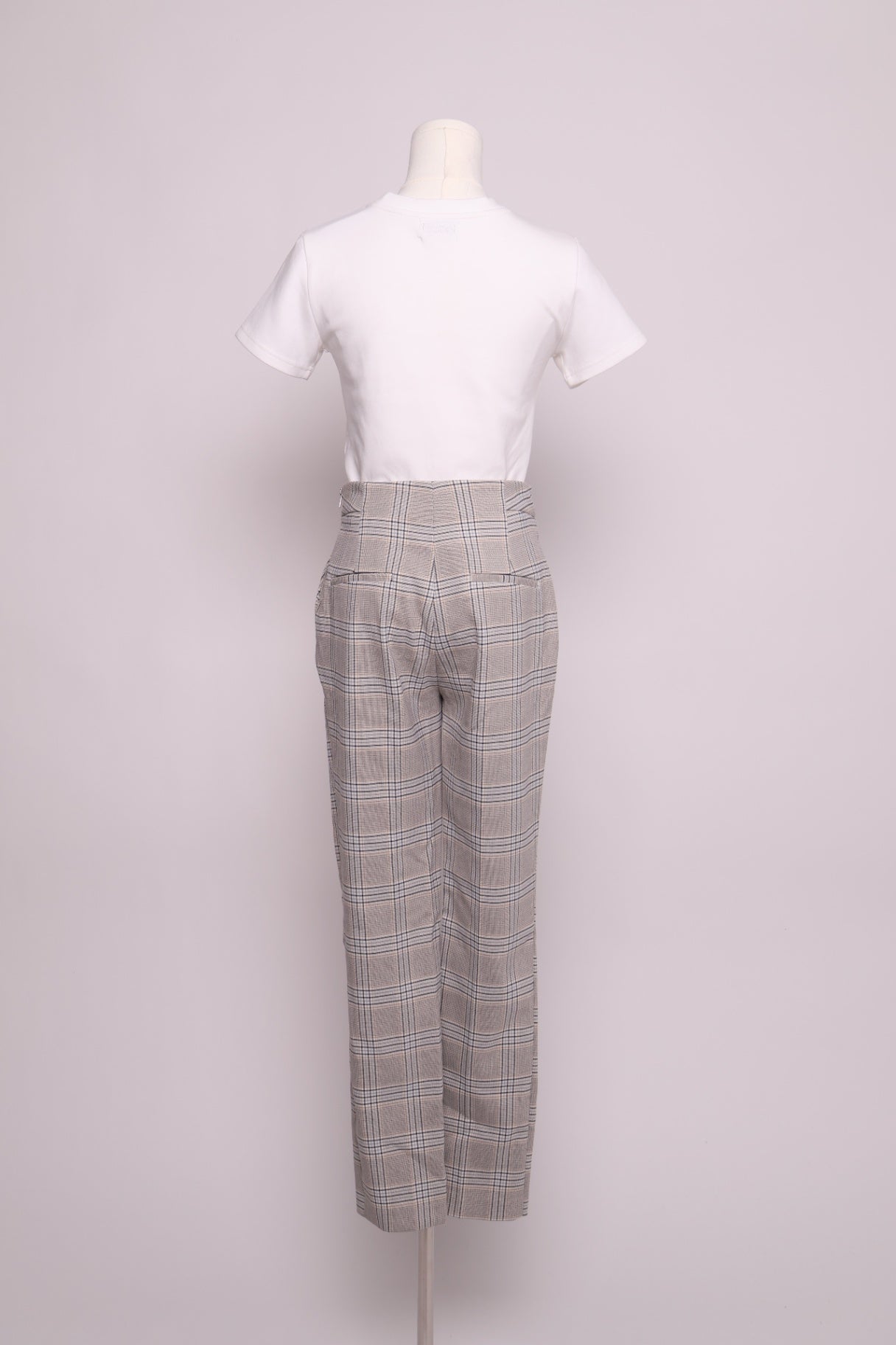 Pantalon ajusté et fermeture éclair latérale gauche