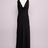 Robe à col tombant