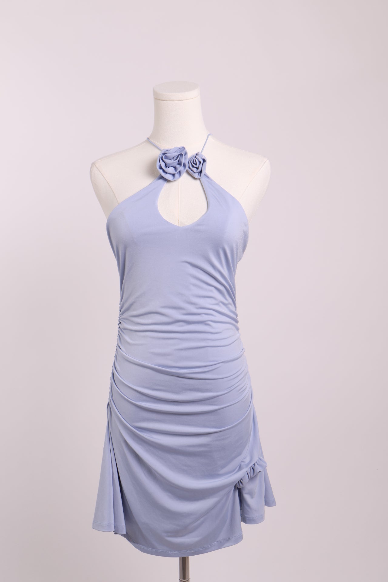 Robe drapée bretelles rosettes