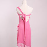 Robe asymétrique drapée une épaule
