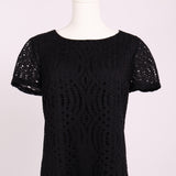 Robe à broderie anglaise à manches courtes