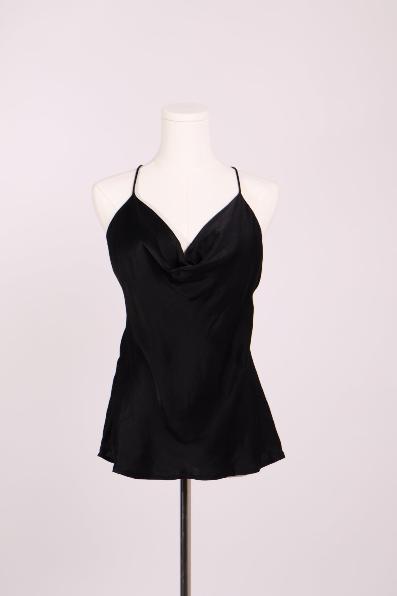 Camisole à encolure drapée fines bretelles 