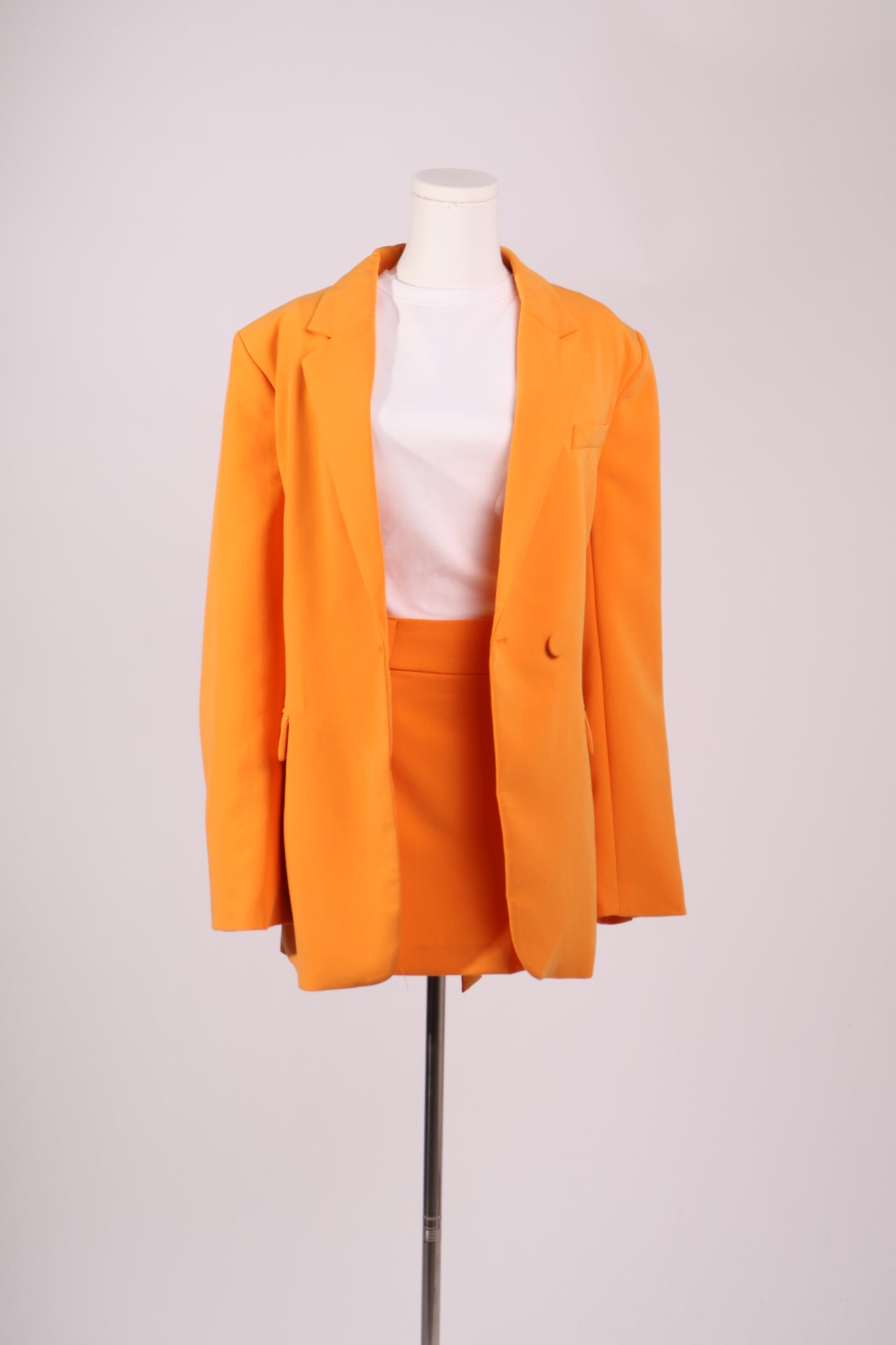 Ensemble veston et jupe-culotte