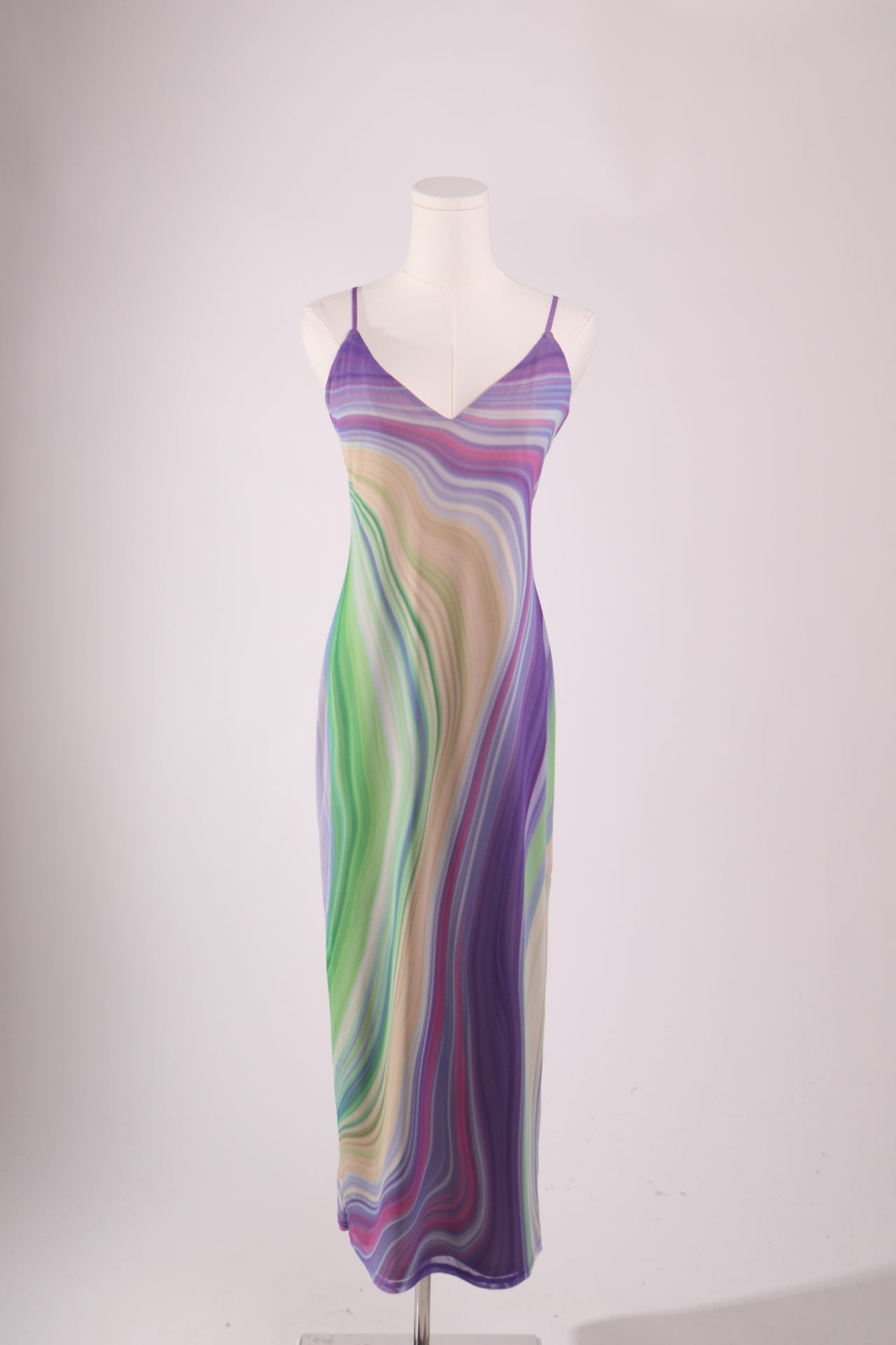 Robe en filet marbre pastel