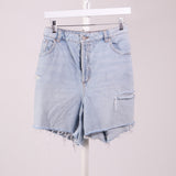Short en denim effiloché