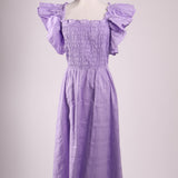 Robe maxi fluide nid d'abeille à volants 