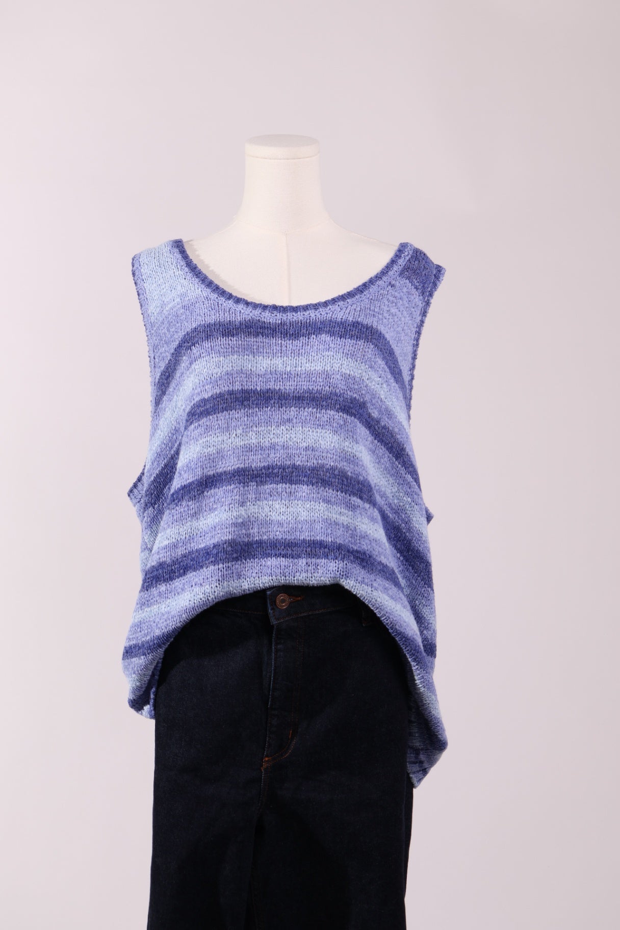 Camisole en maille bleutée