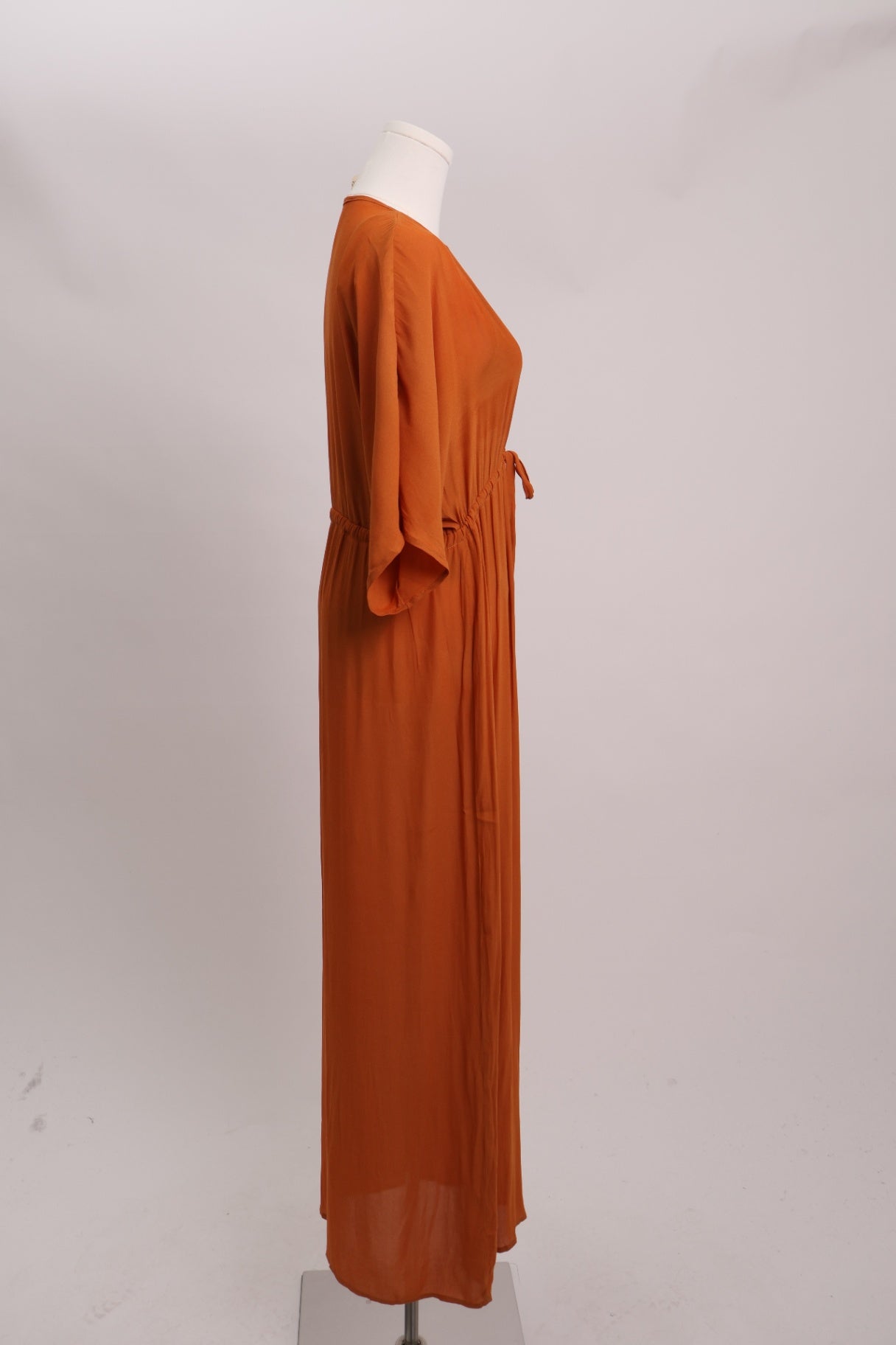 Robe cache-maillot à taille élastique froncée
