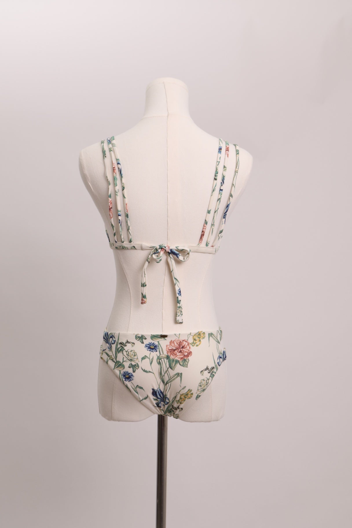 Bikini style floral vintage