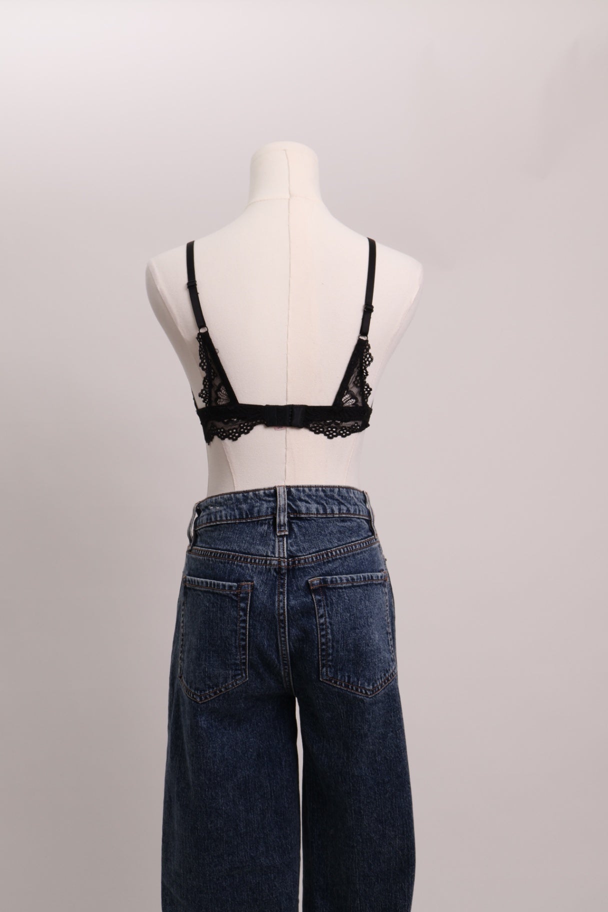 Bralette en dentelle sans armatures
