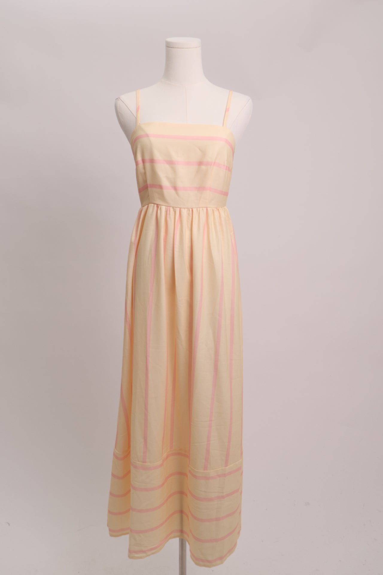 Robe maxi fluide à bretelles avec rayures roses