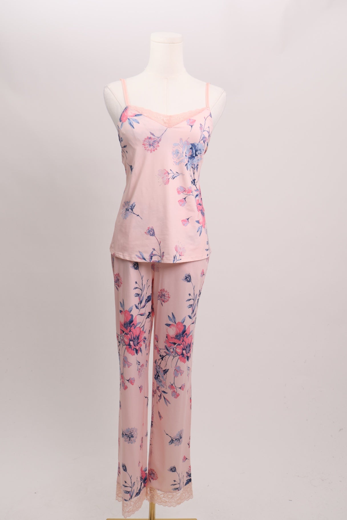 Ensemble de nuit en satiné rosé