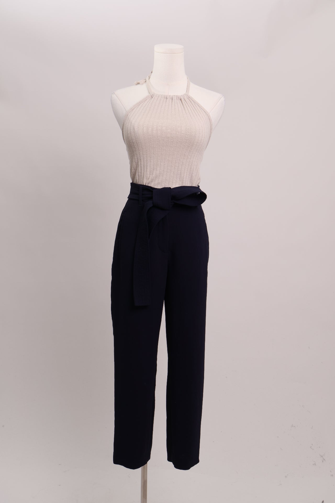 Pantalon marine taille haute nouée