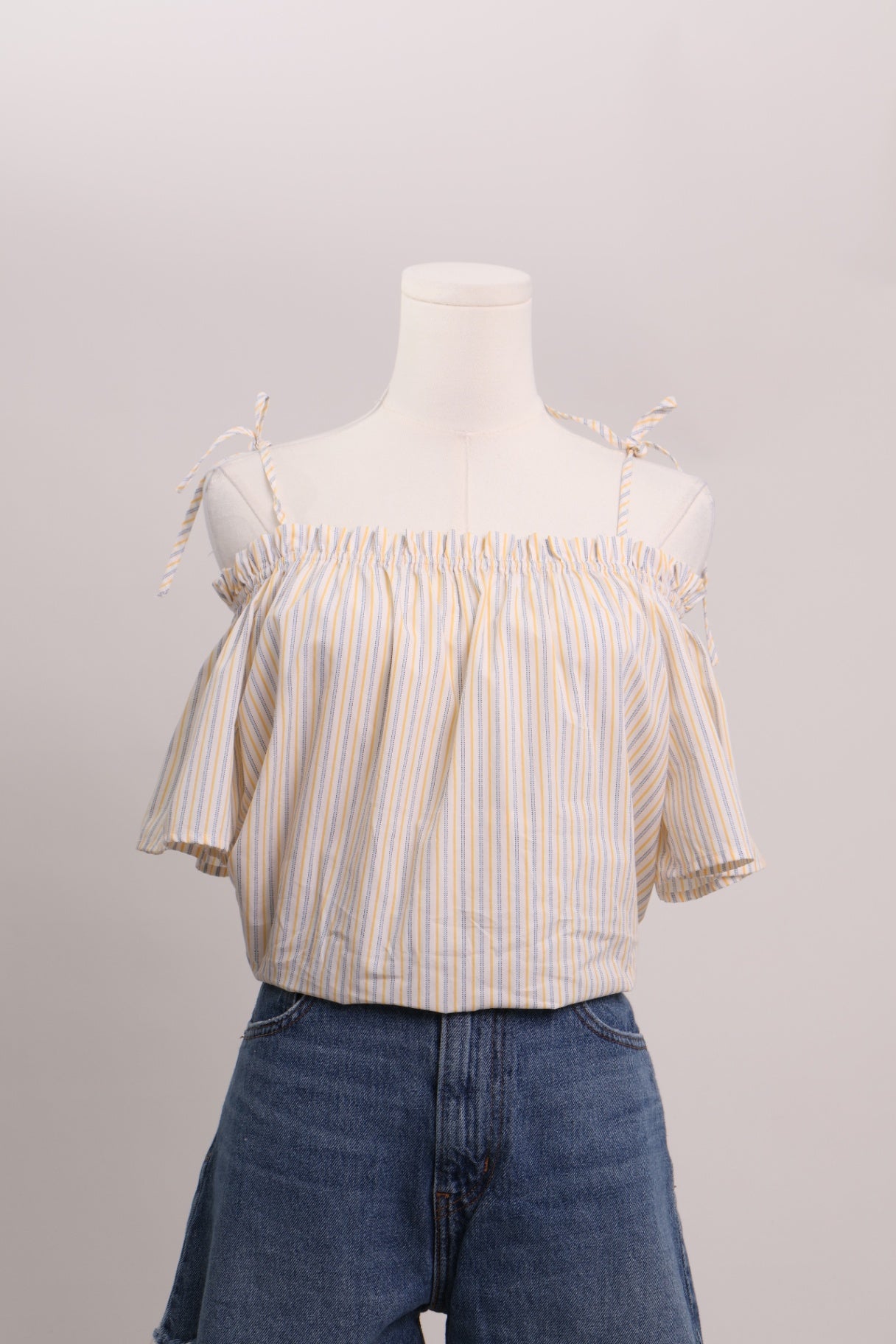 Chandail ''off the shoulder''