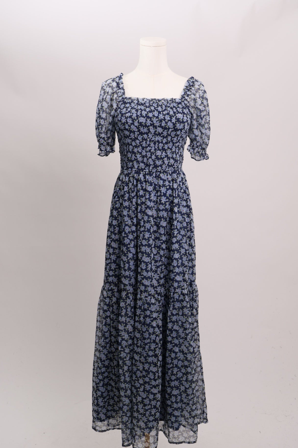 Robe maxi bleue manches bouffantes