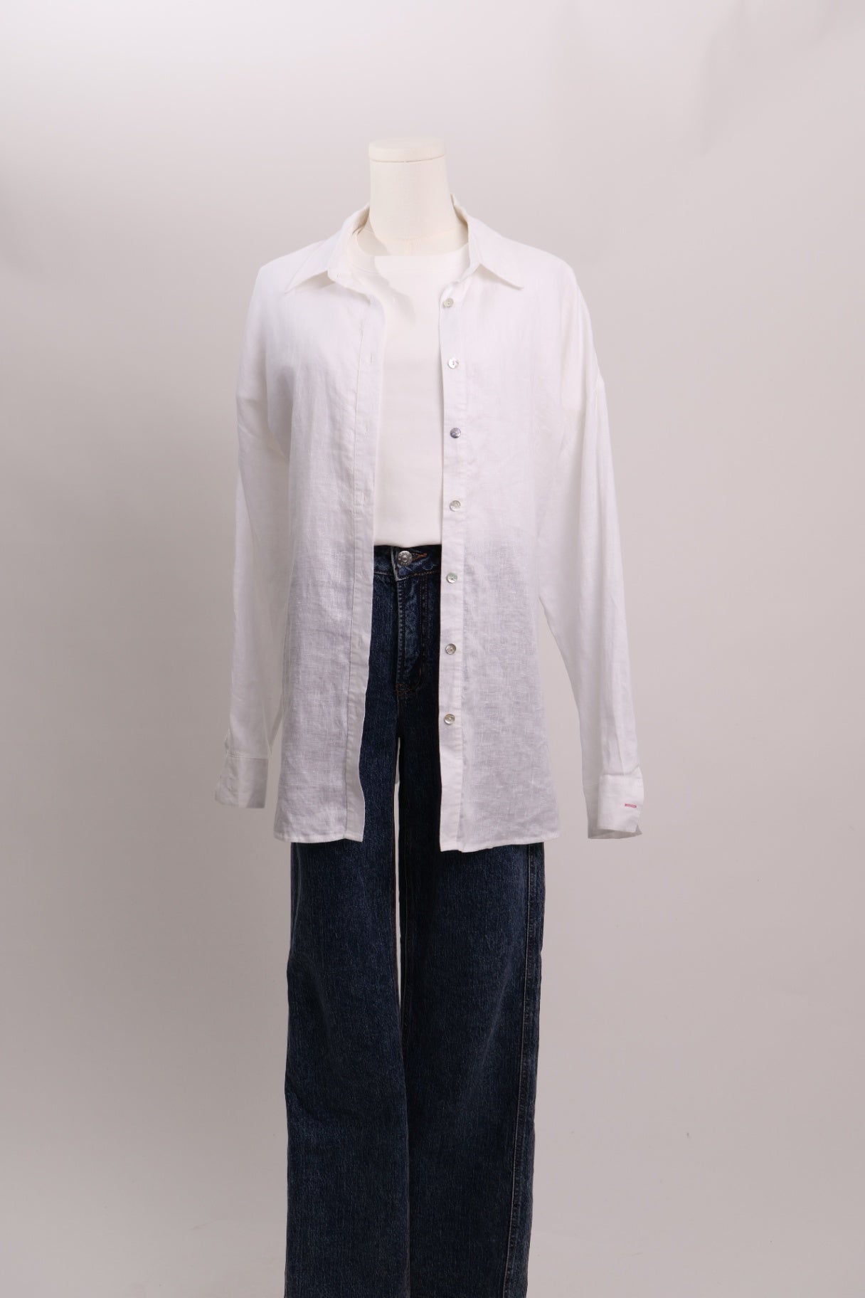Chemise blanche en lin décontractée