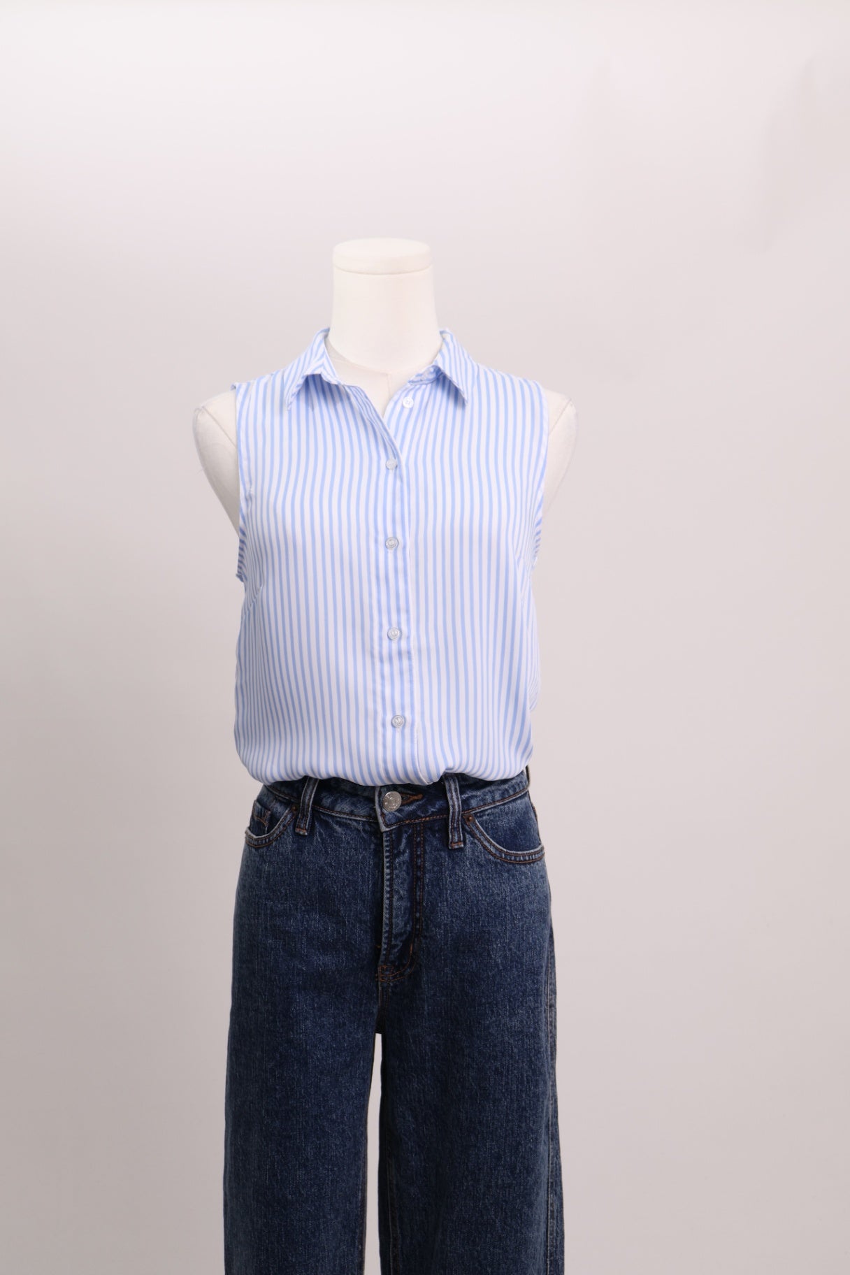 Chemise sans manche lignée bleu et blanc
