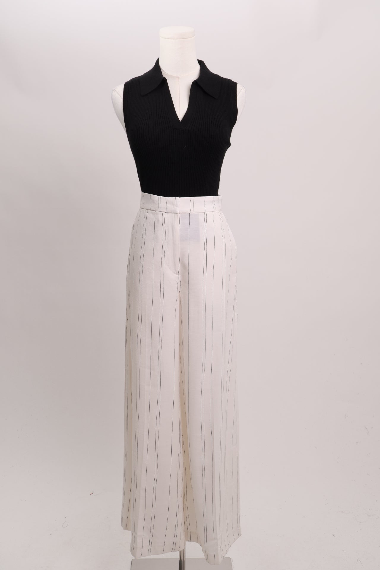 Pantalon propre ample ligné taille haute