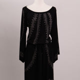 Robe courte ceintrée avec brillants