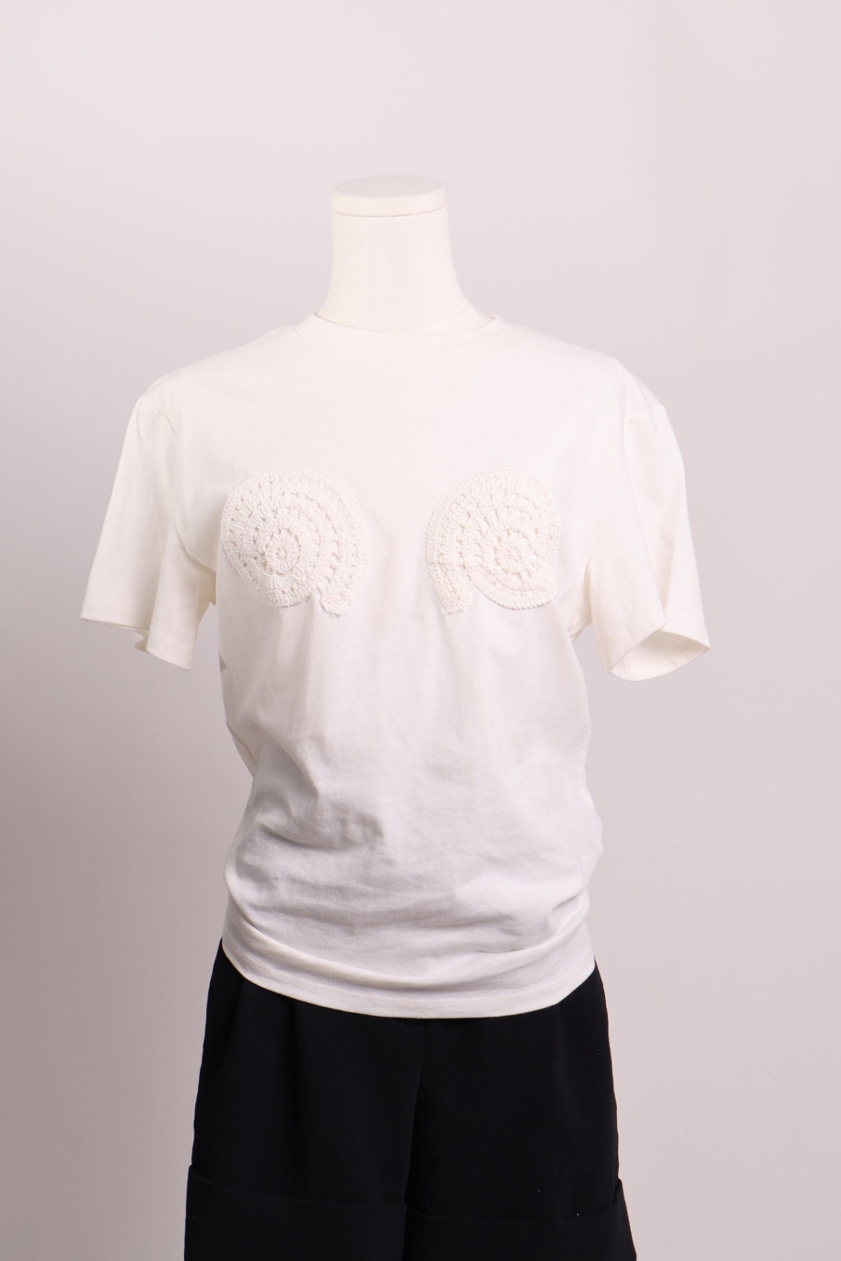 T-shirt avec appliqués coquillage