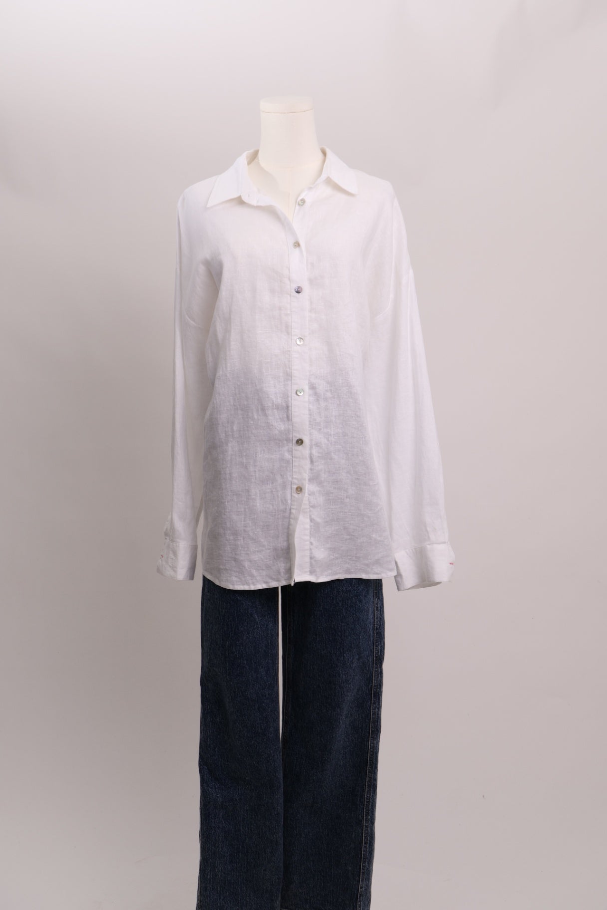 Chemise blanche en lin décontractée