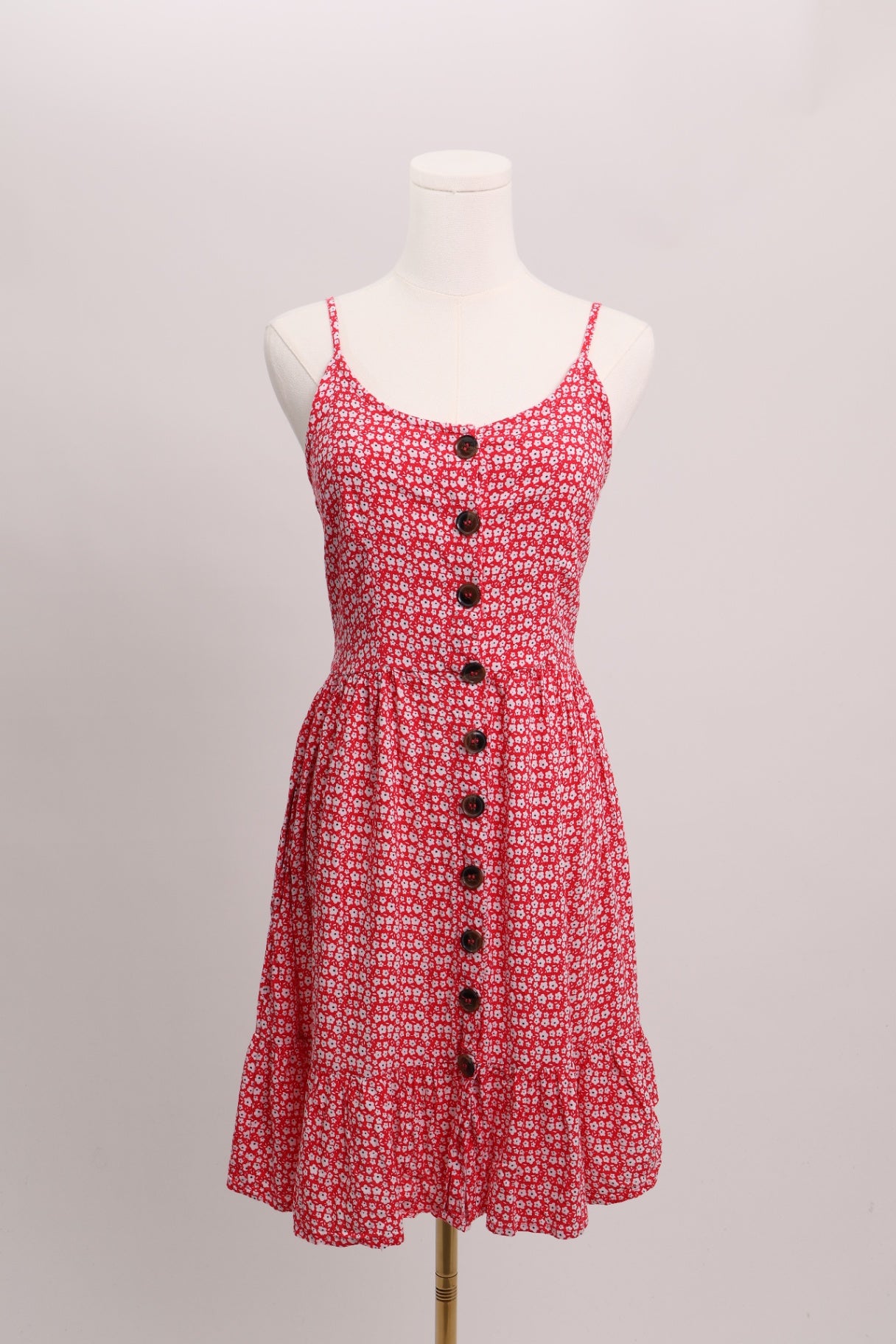 Robe courte fleurie à boutons