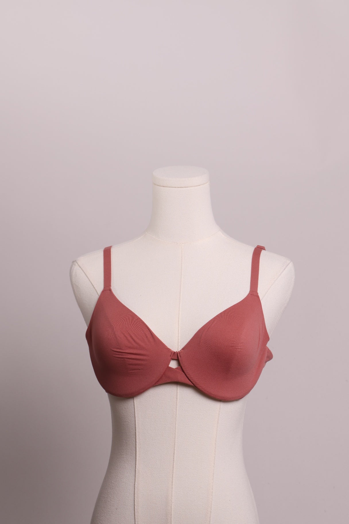 Soutien-gorge satiné à armature non doublé