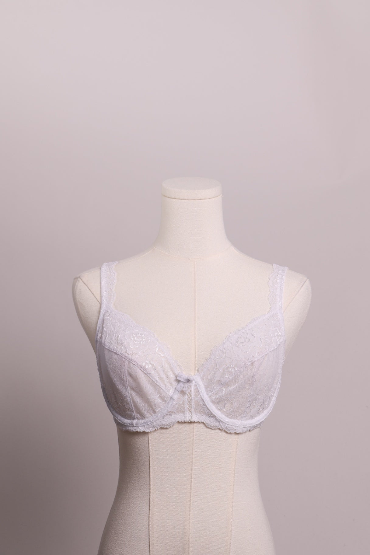 Soutien-gorge à armature blanc non doublé