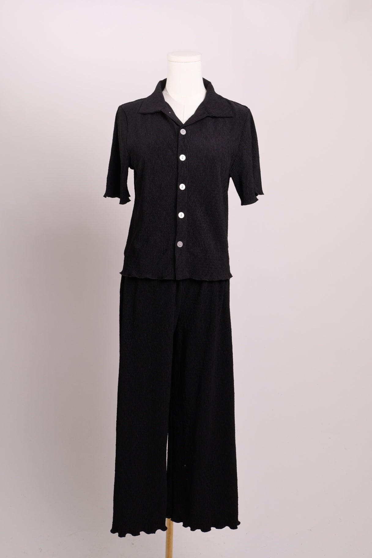 Ensemble plissé noir Mango