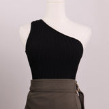 Camisole asymétrique à une bretelle côtelée