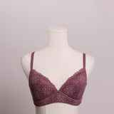 Soutien-gorge Lina sans armature en dentelle mauve