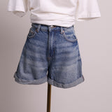 Short en denim taille haute à revers