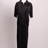 Ensemble plissé chemisier et pantalon
