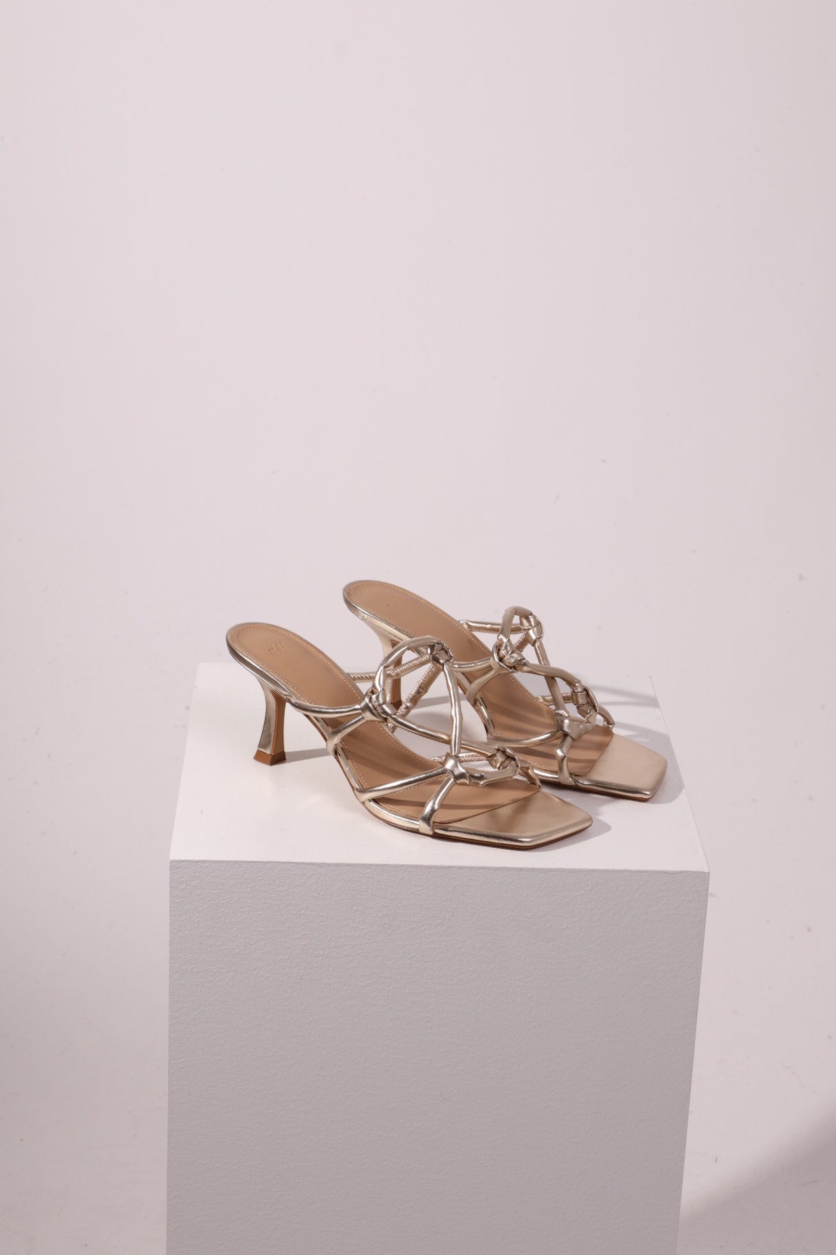 Sandales à talons métallisée