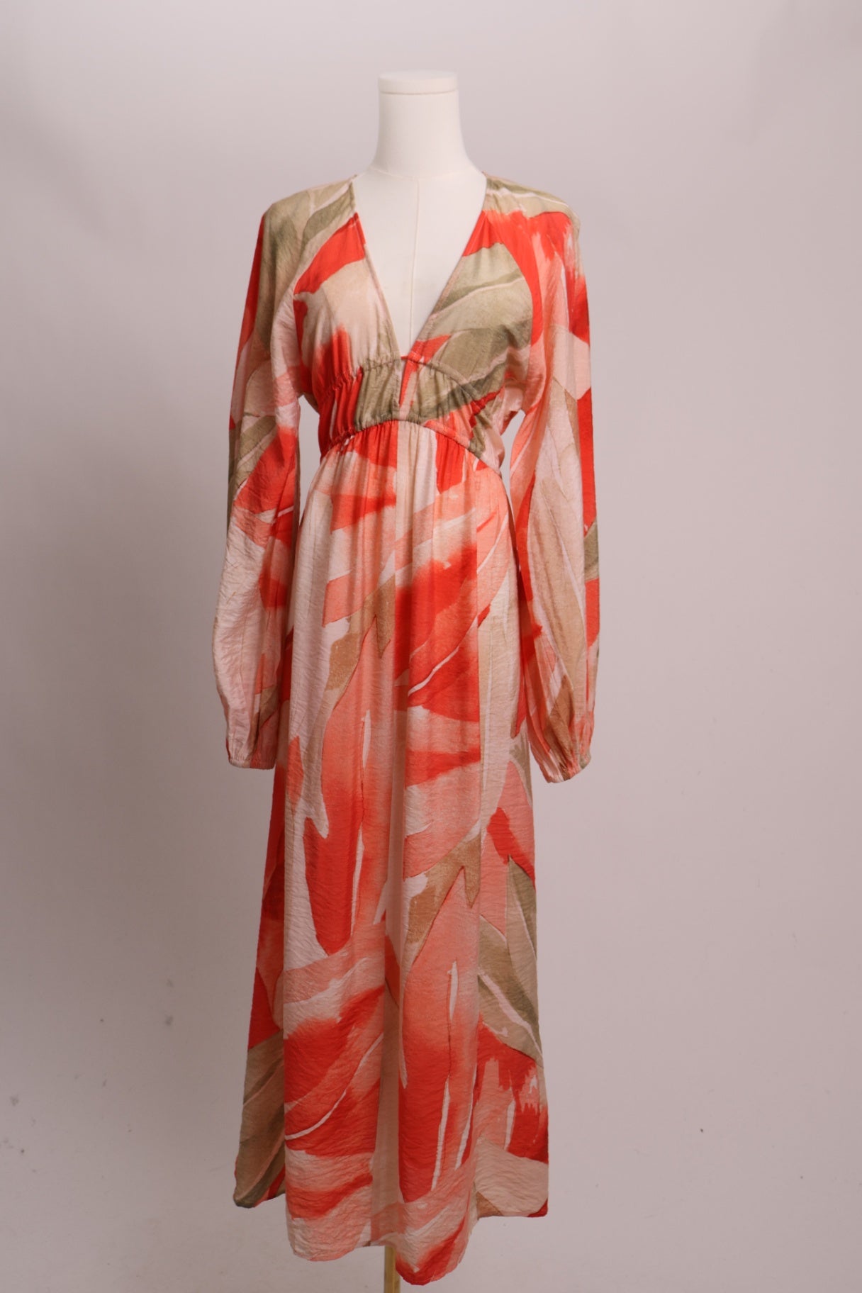 Robe fluide à imprimé coloré