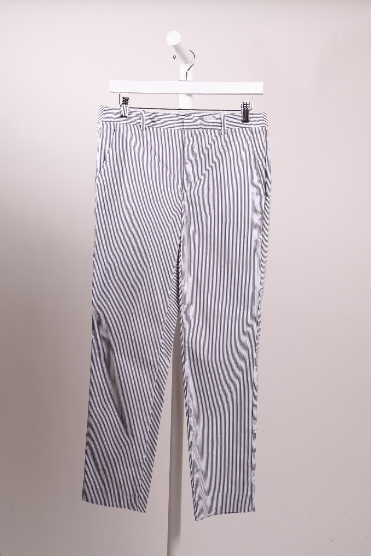 Pantalon propre ligné bleu et blanc