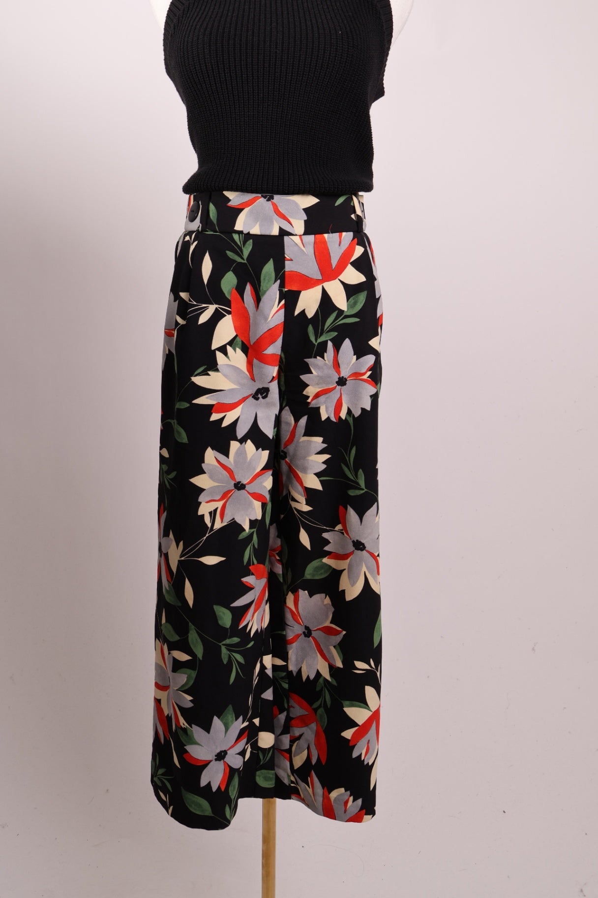 Pantalon ample style capri fleural