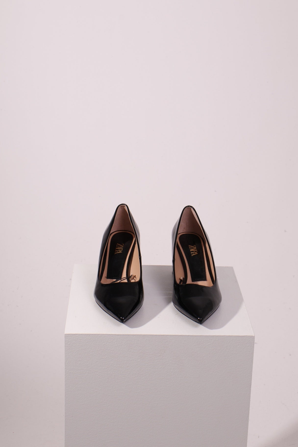Talons carrés lustrés