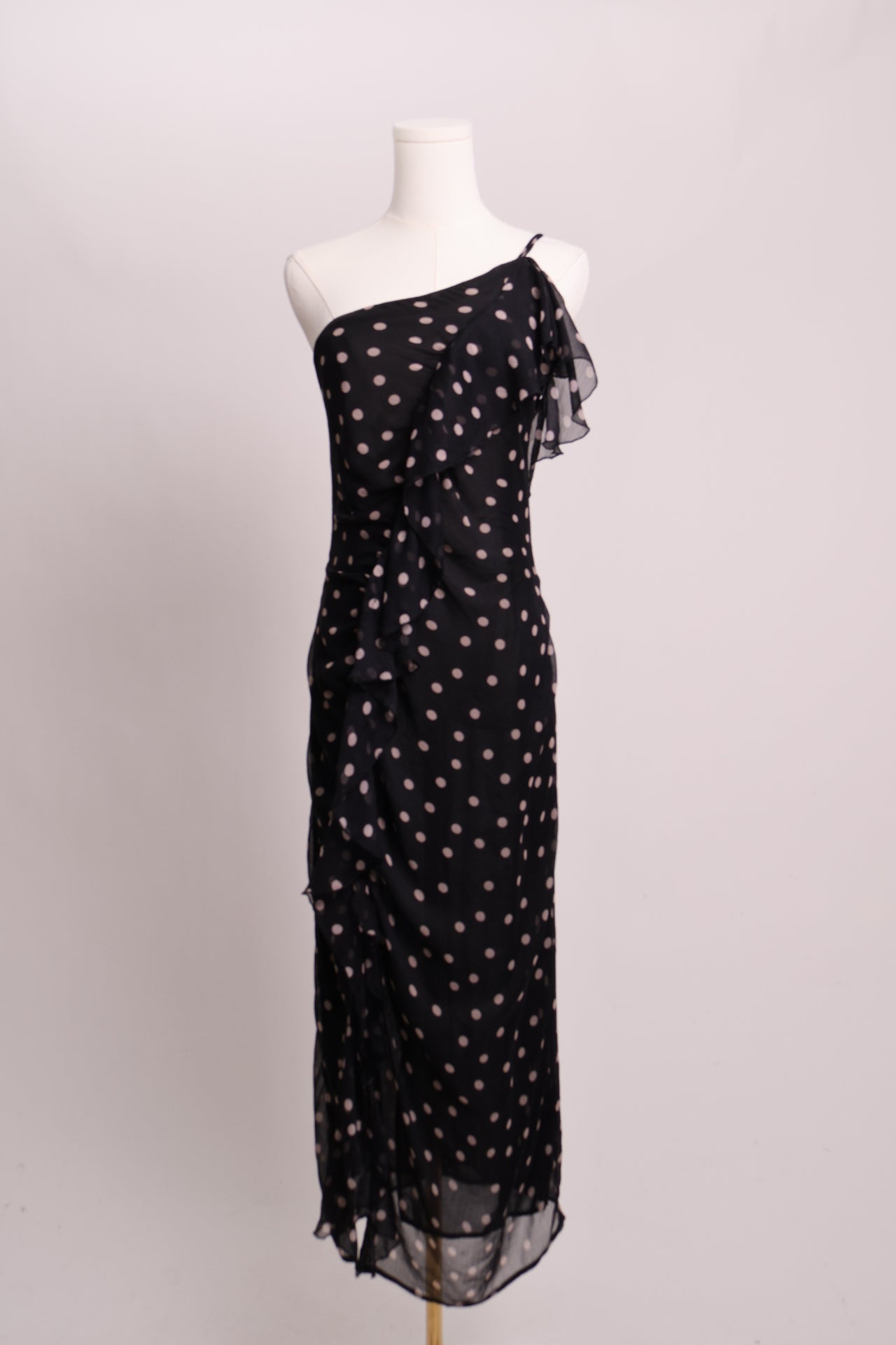 Robe à une bretelle à pois
