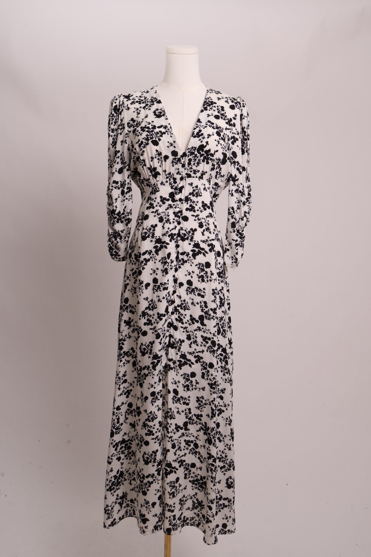 Robe longue élégante à imprimé floral