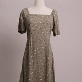 Robe courte fleurie manches bouffantes