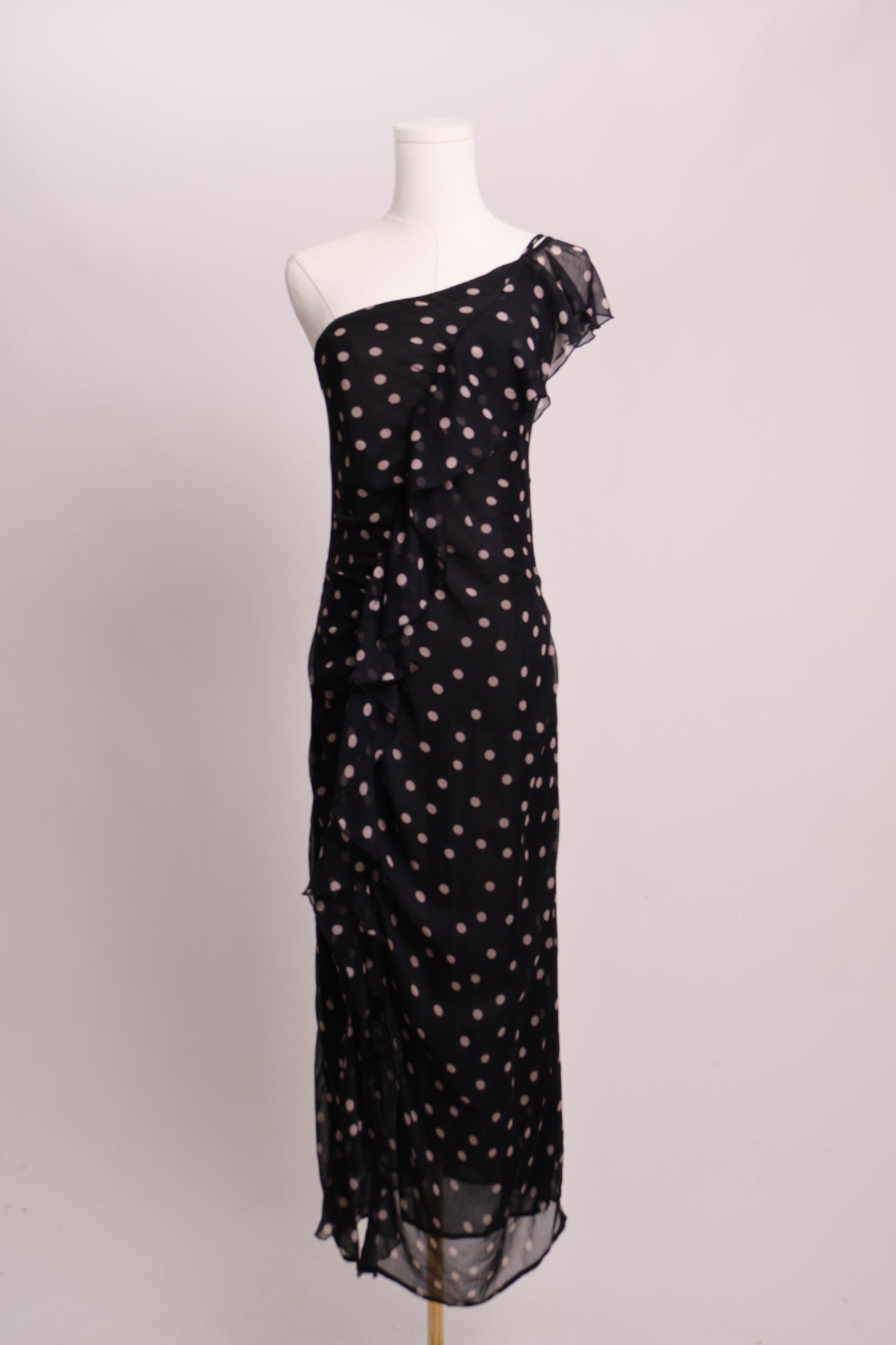 Robe à une bretelle à pois